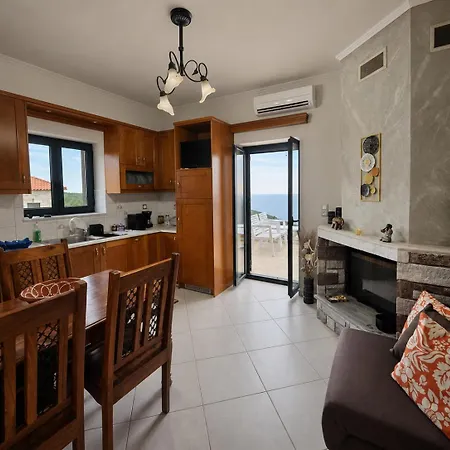 Luxury Retreat In The Heart Of Mani With A Sea View شقة *