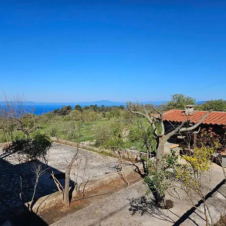 Luxury Retreat In The Heart Of Mani With A Sea View شقة *